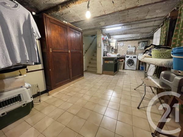 Maison à vendre  4 pièces - 120 m 2   MARSEILLE  - 13015