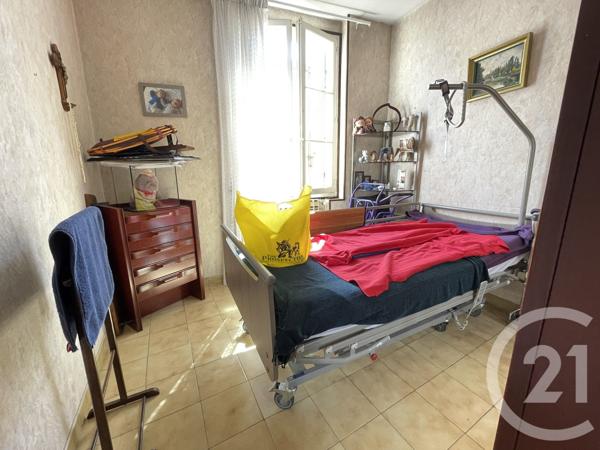 Maison à vendre  4 pièces - 120 m 2   MARSEILLE  - 13015