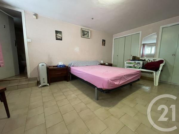 Maison à vendre  4 pièces - 120 m 2   MARSEILLE  - 13015