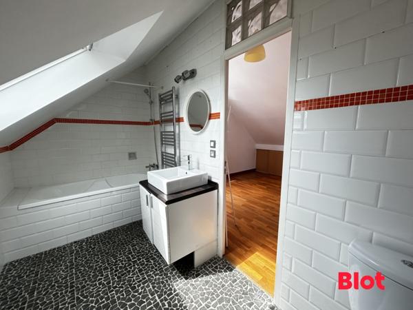 Maison 4 pièce(s)