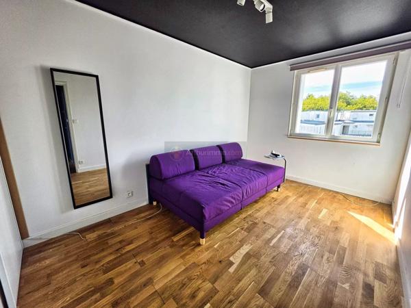 Vente                                                      Appartement
                        
                     2 pièces                      47 m2                     à Brest