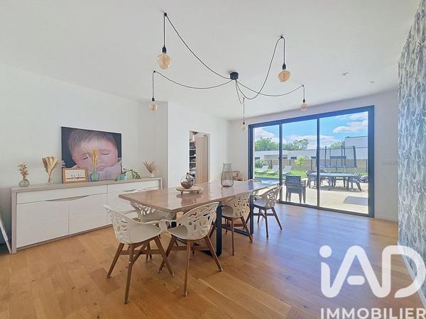 Maison à vendre 7 pièces 205 m² Bourgbarré