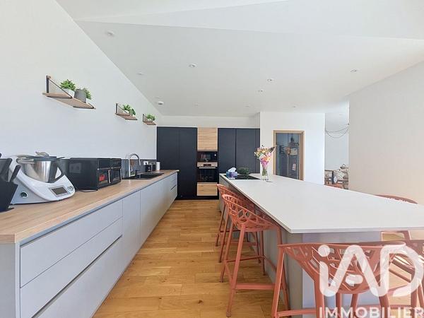 Maison à vendre 7 pièces 205 m² Bourgbarré