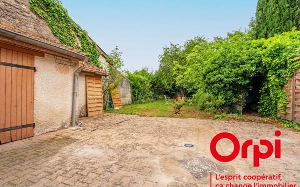 Maison à vendre    5 pièces • 107 m2 Décines-Charpieu