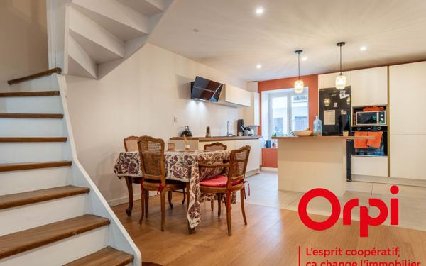 Maison à vendre    5 pièces • 107 m2 Décines-Charpieu