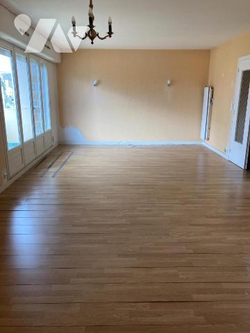 Appartement T3 avec ascenseur : CARHAIX