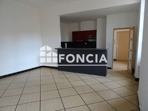 Location Studio 41.2 m² - 34 RUE NATIONALE Nimes 30000