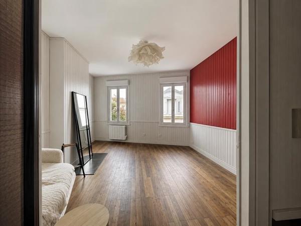 Appartement 234 500 € Bordeaux 2 p 45 m² DPE D