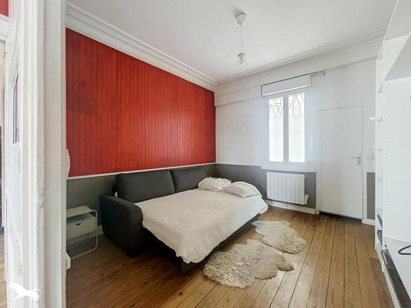 Appartement 234 500 € Bordeaux 2 p 45 m² DPE D