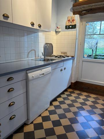 Hécourt (27120) Propriété rare dans un environnement tres calme avec accès au bord de l'Eure