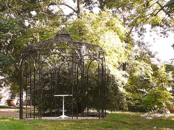 Hécourt (27120) Propriété rare dans un environnement tres calme avec accès au bord de l'Eure