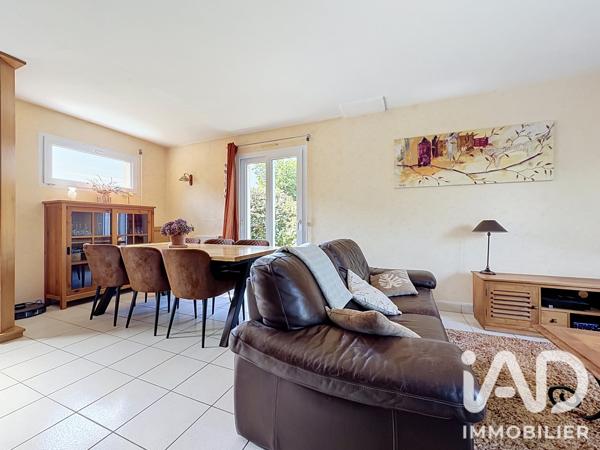Maison à vendre 5 pièces 90,38 m² Saint-Jouan-des-Guérets