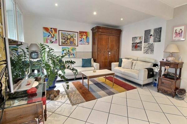 Appartement à vendre  4 pièces • 74,92 m2 Marseille 10