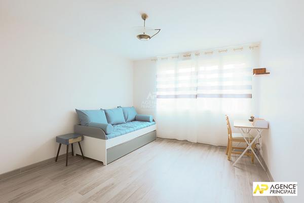 Maison Maisons Laffitte 6 pièce(s) 144 m2 Loyer 3 900 €/mois charges comprises **  - Référence  13641