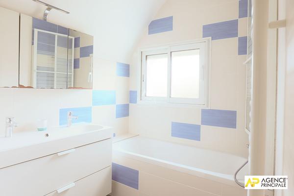 Maison Maisons Laffitte 6 pièce(s) 144 m2 Loyer 3 900 €/mois charges comprises **  - Référence  13641
