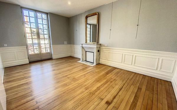 Appartement à louer    3 pièces •  Vichy