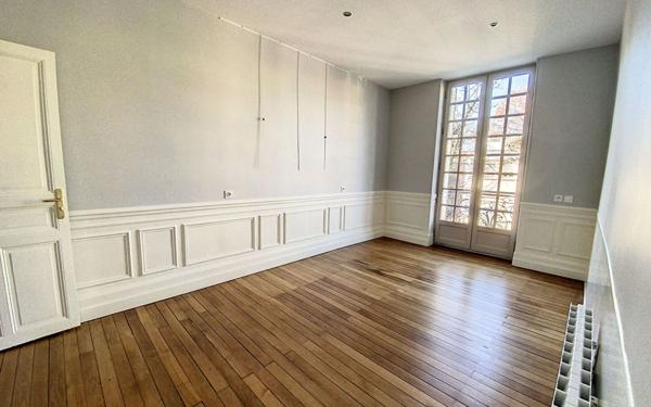 Appartement à louer    3 pièces •  Vichy