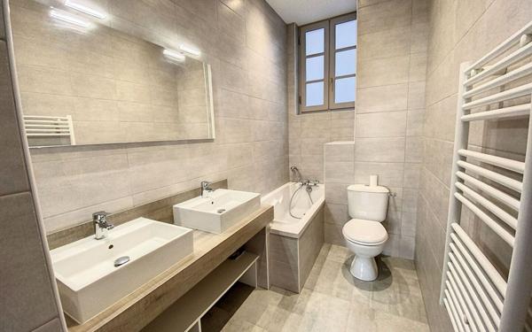 Appartement à louer    3 pièces •  Vichy