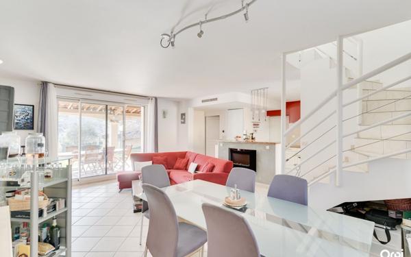 Maison à vendre    4 pièces •  Marseille 11