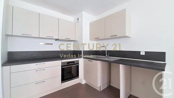 Appartement F3 à vendre  3 pièces - 62,46 m 2   ST JEAN DE VEDAS  - 34