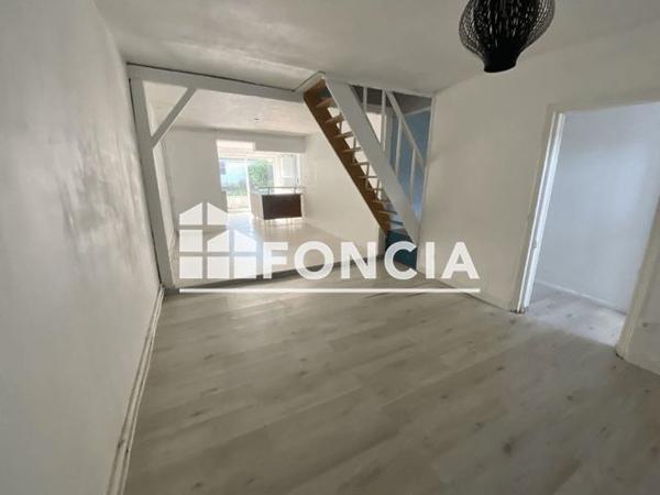 Location Maison 4 pièces 87.83 m² - 20 RUE DE BOUSBECQUE Halluin 59250