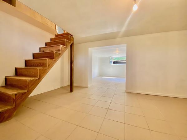 Maison 8 pièce(s) 4 chambre(s) 153 m²