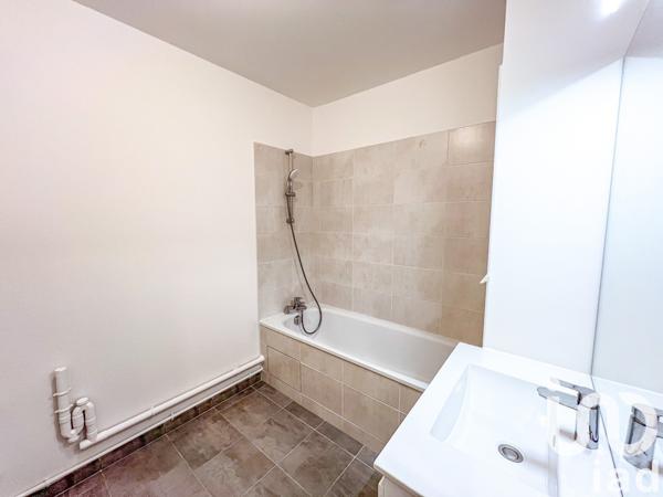 Appartement 3 pièces de 55 m² à Villiers-sur-Marne (94350)