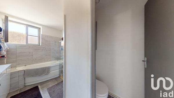 Immeuble à vendre 239 m² Gy-l'Évêque