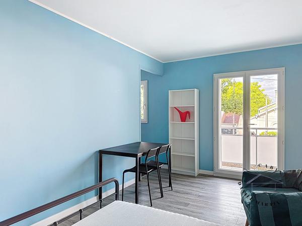 A LOUER STUDIO MEUBLE DE 25 M² A TALENCE