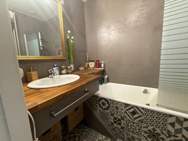 Appartement 1er étage 4 pièces avec terrasse TARBES (65)