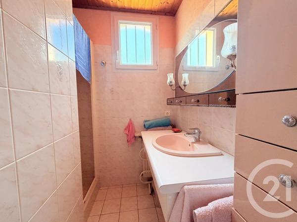 Maison à vendre  6 pièces - 130 m 2   JARD SUR MER  - 85