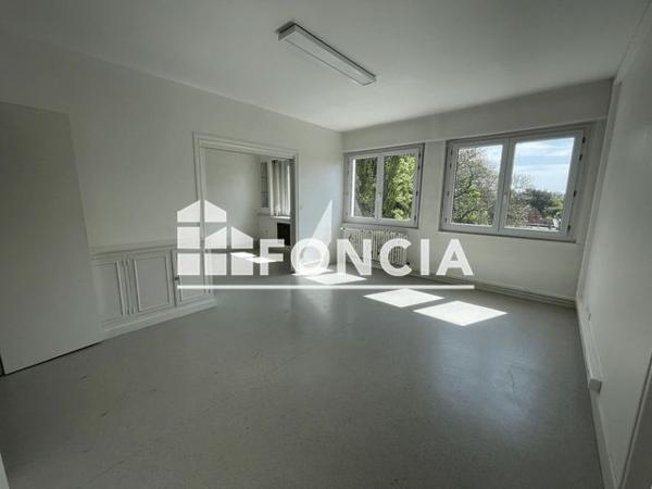 Location Appartement 3 pièces 78 m² - 17 BOULEVARD GAMBETTA Charleville-mezieres 08000