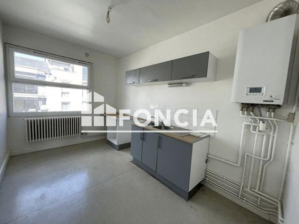 Location Appartement 3 pièces 78 m² - 17 BOULEVARD GAMBETTA Charleville-mezieres 08000