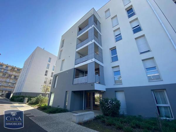 Appartement à louer 3 pièces 66.13m² Villeurbanne (69100)