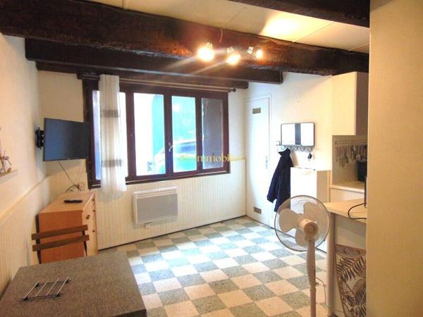 studio 26 m² environ