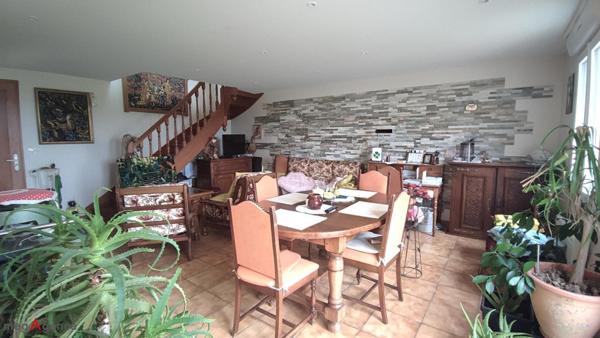 Maison à SAINT-MARTIN-SUR-OUST, 56200 - 12 pièces 200m²