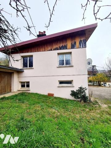 Maison individuelle - MONTGESOYE