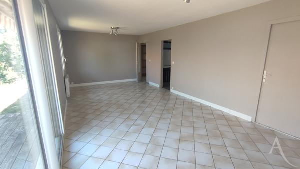 Pavillon T4 avec garage sur Brassioux