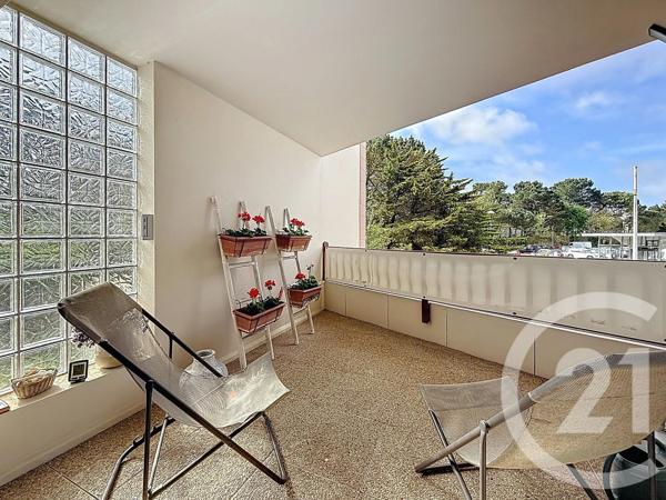 Appartement F4 à vendre  4 pièces - 98 m 2   LA BAULE  - 44
