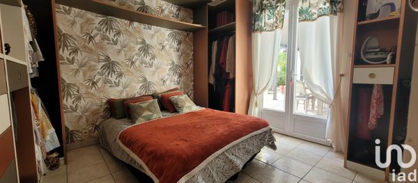 Maison à vendre 8 pièces 205 m² Saint-Jean-d'Angély