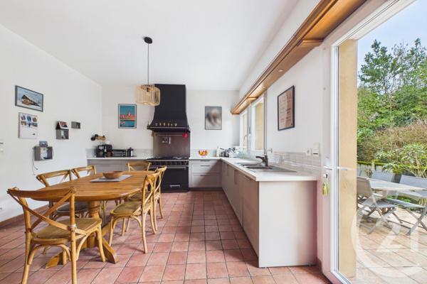 Maison à vendre  6 pièces - 217,37 m2 BRUGES - 33