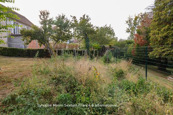 Maison 4 chambres avec jardin clos, au calme et proche des commerces