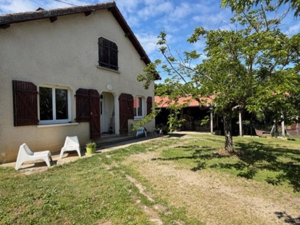 PLAISANCE (32)proche: BELLE MAISON DE CAMPAGNE rénovée 170m2,  économique, sans VOISIN, au CALME, jardin 3300m2 clos, dependances