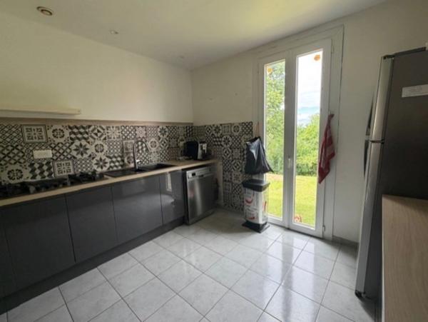 PLAISANCE (32)proche: BELLE MAISON DE CAMPAGNE rénovée 170m2,  économique, sans VOISIN, au CALME, jardin 3300m2 clos, dependances
