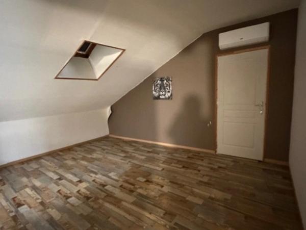 PLAISANCE (32)proche: BELLE MAISON DE CAMPAGNE rénovée 170m2,  économique, sans VOISIN, au CALME, jardin 3300m2 clos, dependances