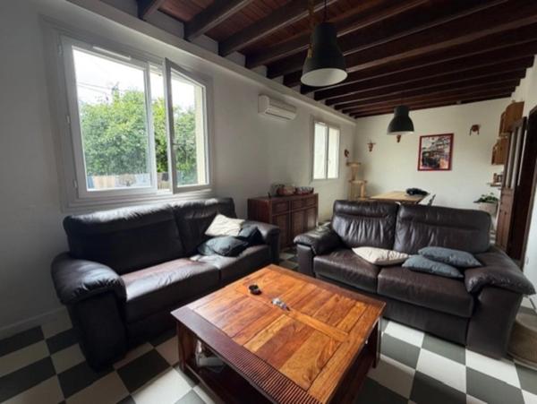 PLAISANCE (32)proche: BELLE MAISON DE CAMPAGNE rénovée 170m2,  économique, sans VOISIN, au CALME, jardin 3300m2 clos, dependances