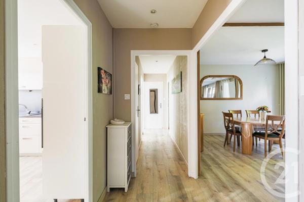 Appartement T3 à vendre  3 pièces - 73 m 2   ST MARTIN D HERES  - 38