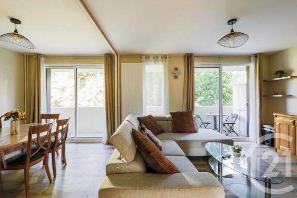 Appartement T3 à vendre  3 pièces - 73 m 2   ST MARTIN D HERES  - 38