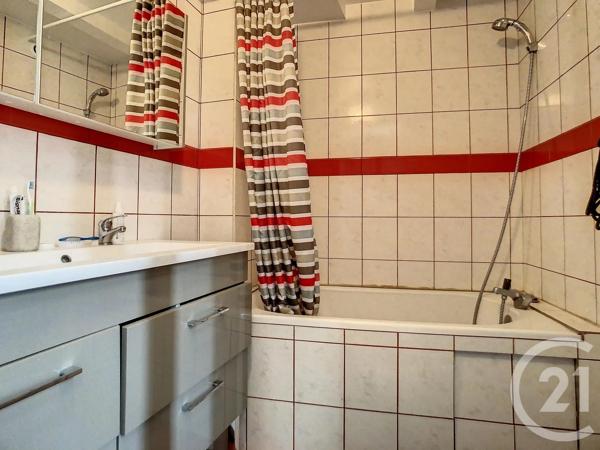 Appartement F3 à vendre  3 pièces - 68,05 m 2   BRIVES CHARENSAC  - 43