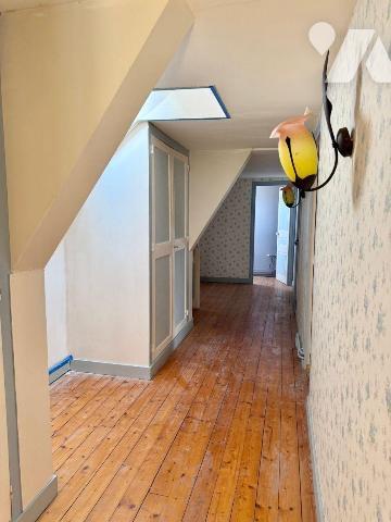 À vendre à Fontaine-les-Grès (10280), 
A seulement quelques kilomètres de Troyes, cette maison...